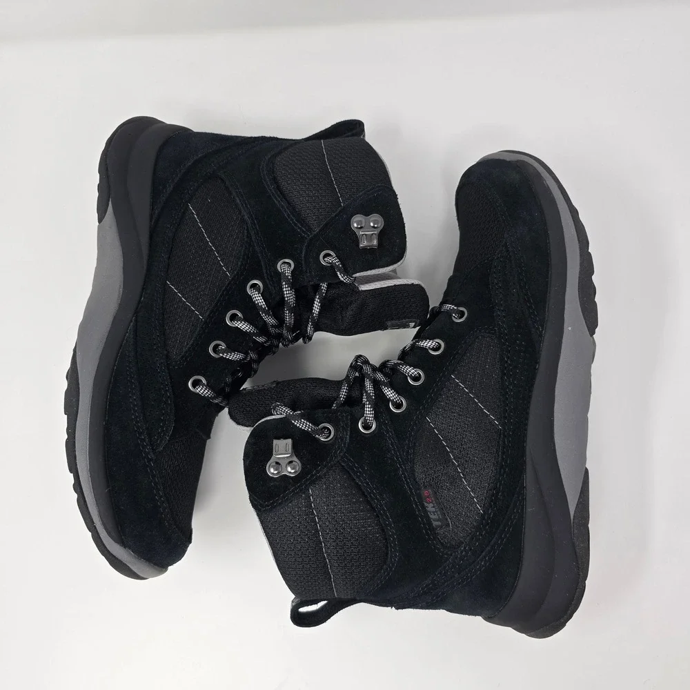 LL Bean Womens Snow Sneakers Waterproof Primaloft Boots Black 504747 Size 8.5 M